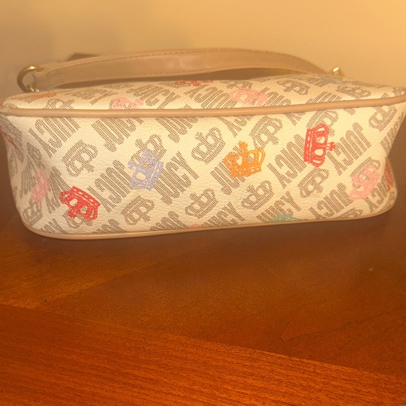 Juicy Couture Beige and Multicolor Logo Shoulder Bag ♥️ - Picture 8 of 11